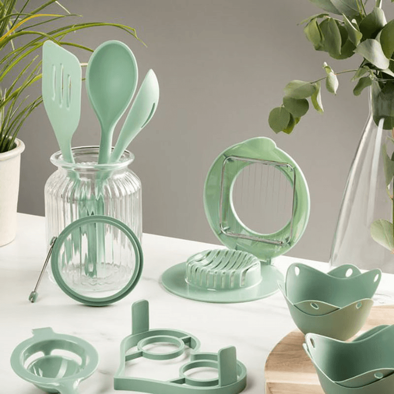 Silicone Slotted Turner, Mint