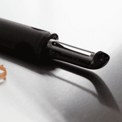 Image showing the Swivel peeler product.