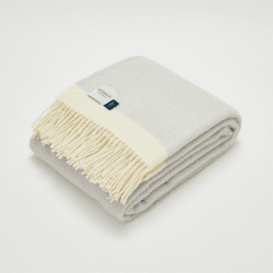 Image showing the Herringbone Blanket, 130 x 250cm, Gull Grey/Cream product.