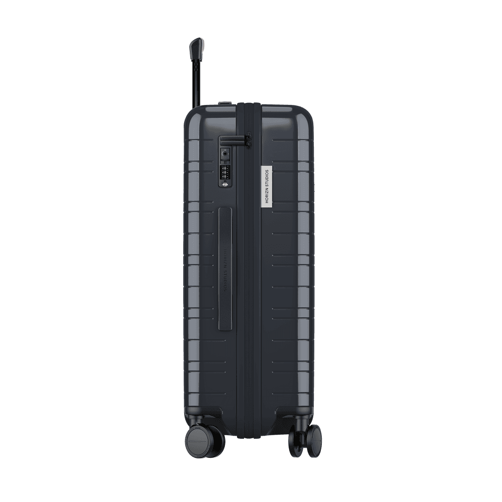 H6 Essential Suitcase, H64 x W24 x L46cm, Glossy Night Blue