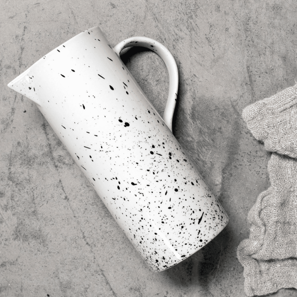 Ama Splatter Jug, 1.6L, White