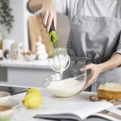 Image showing the Twist Silicone Whisk 2-in-1 product.