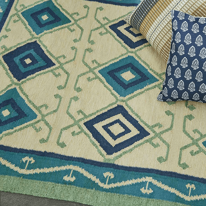 Heraldic Rug, 180 x 120, Galahad