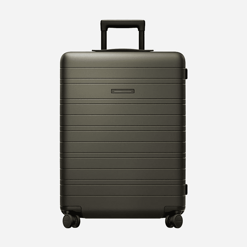 H6 Essential Suitcase, H64 x W24 x L46cm, Dark Olive
