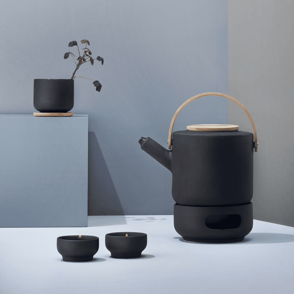 Theo by Francis Cayouette Teapot, H16cm - 1.25 litre, Black