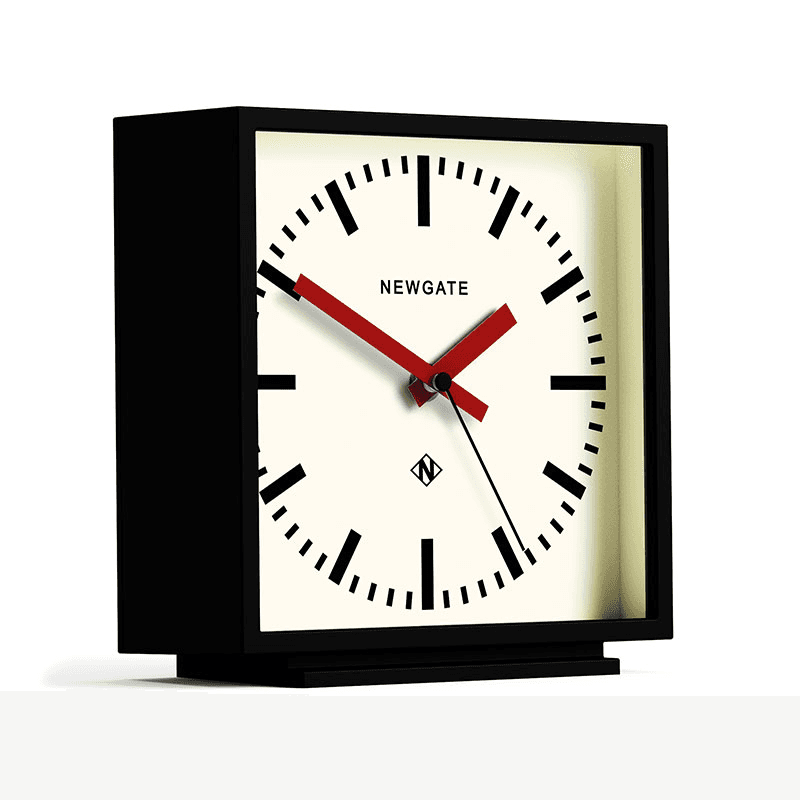 AMP Clock, H20.3 x W19.3 x D8cm, Black/Red