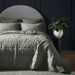 Image showing the Luxe Cotton Super King Duvet Cover, Moss product.