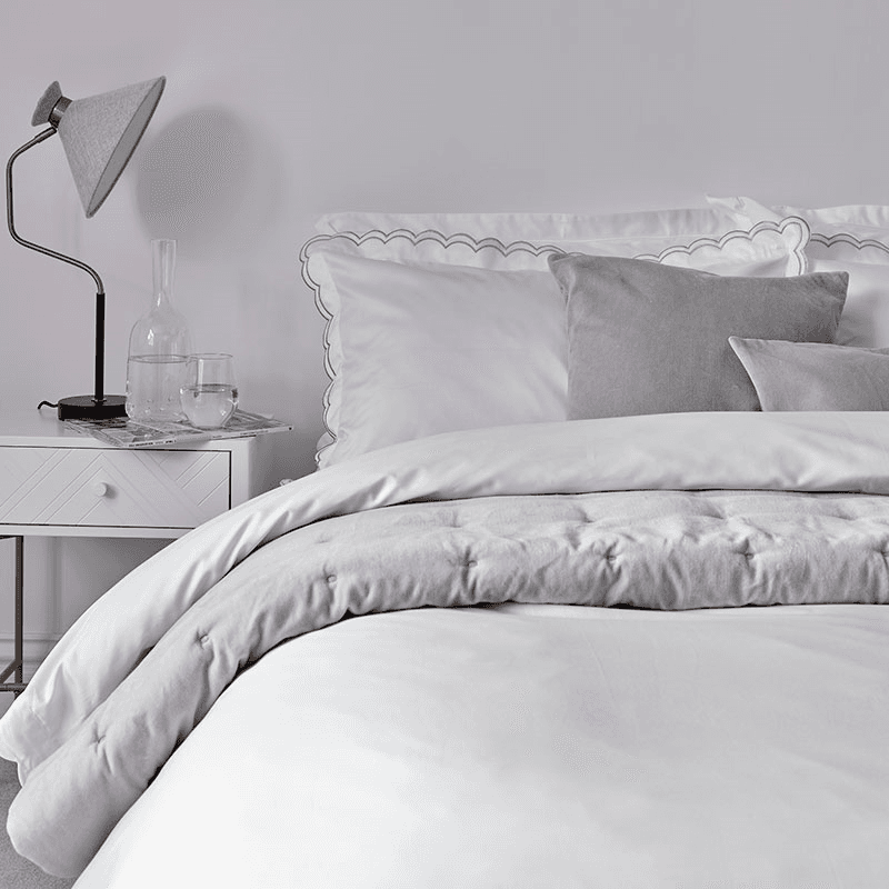 Scallop Edge Pair of Oxford Pillowcases, Silver