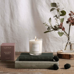 Image showing the Hedgerow Berries Candle product.