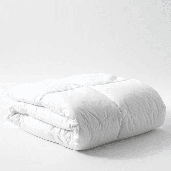 Image showing the Return To Nature 10 tog Duvet, Super King, White product.