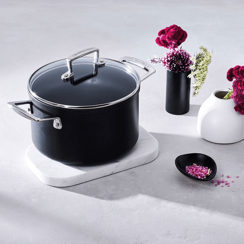 Toughened Non-Stick Casserole, 20cm=