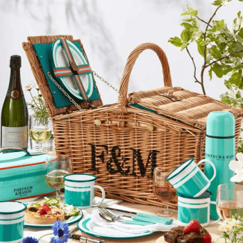 Image showing the Huntsman Picnic Hamper for Four product.