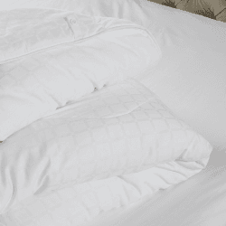Image showing the Soft and Light Breathable King size duvet 7.5 tog, 225 x 220cm, White product.