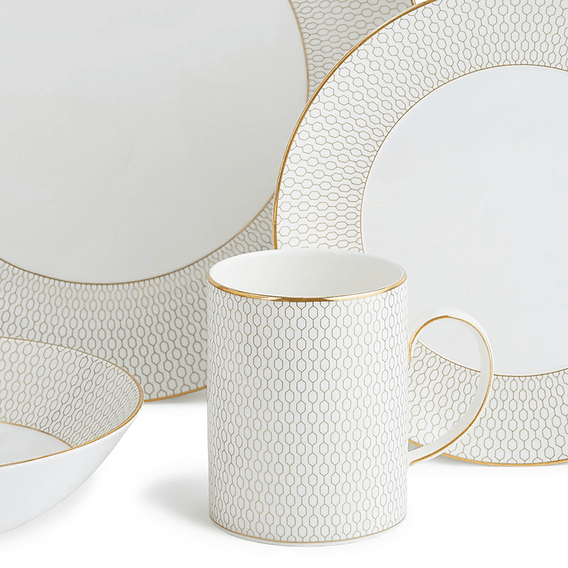 Gio Gold 4 piece dinnerware set, Gold/White