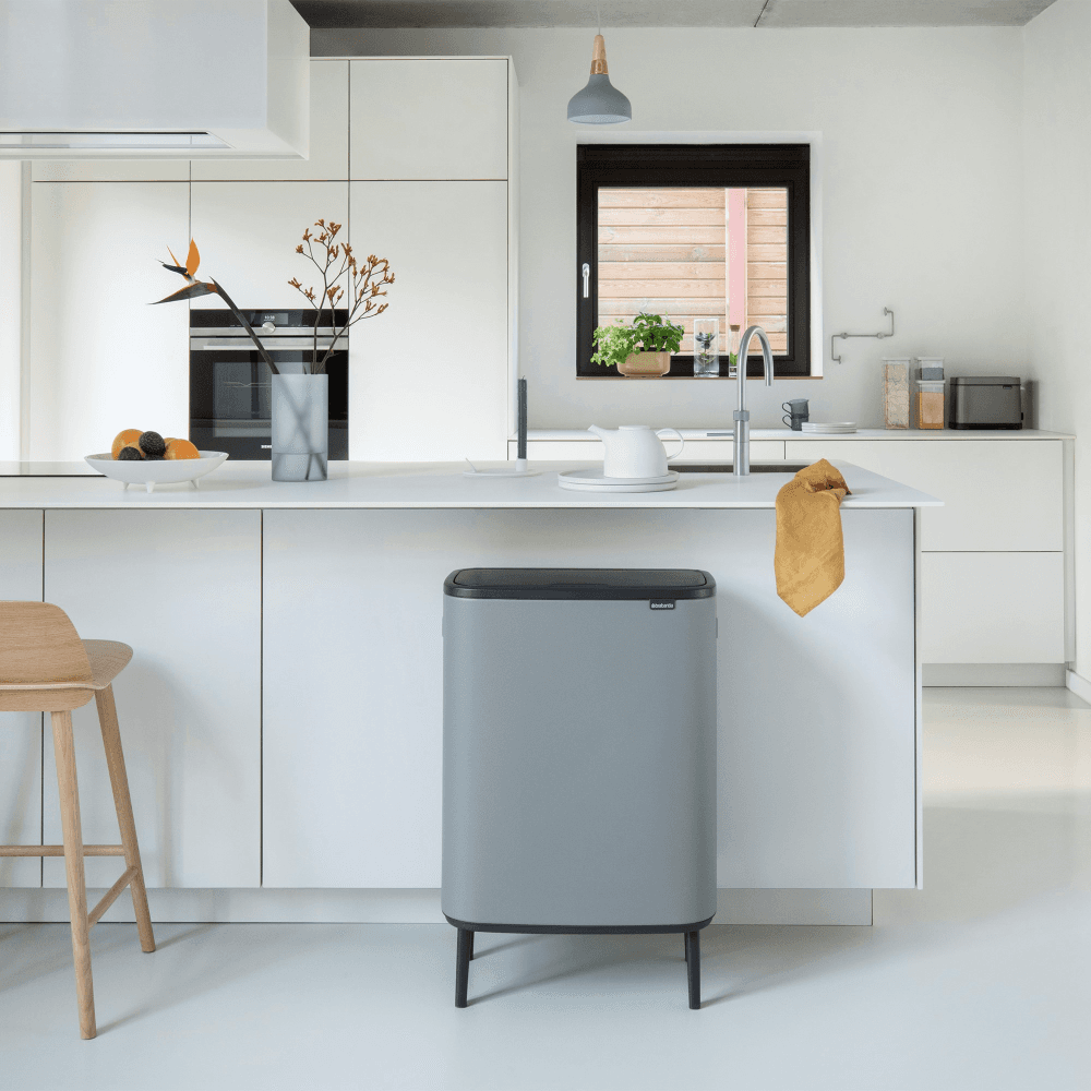 Bo Hi touch bin, 60 litre, Mineral Concrete Grey