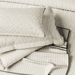 Image showing the Emani Clipped Oxford Pillowcase, Chalk product.