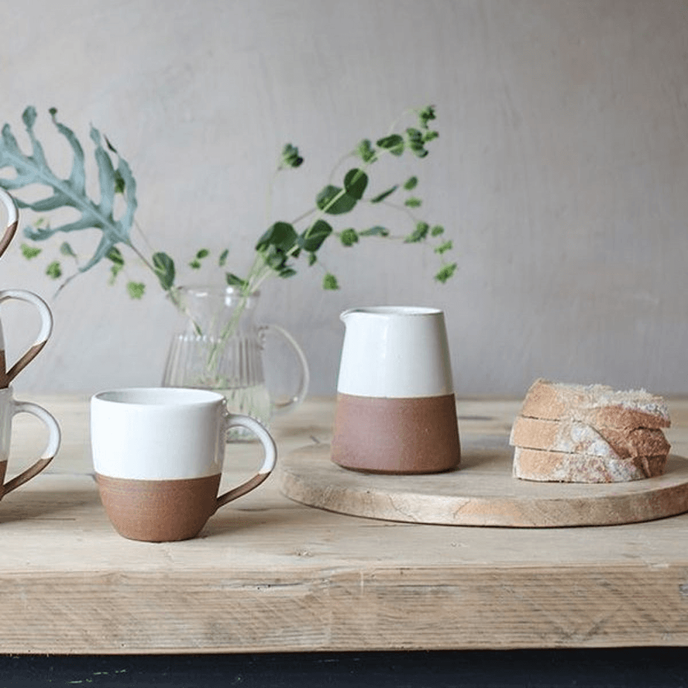 Mali Slanting jug, D11.5 x 9.5cm, White & Terracotta