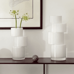 Image showing the Tier Vase, H35cm, Chalk White product.