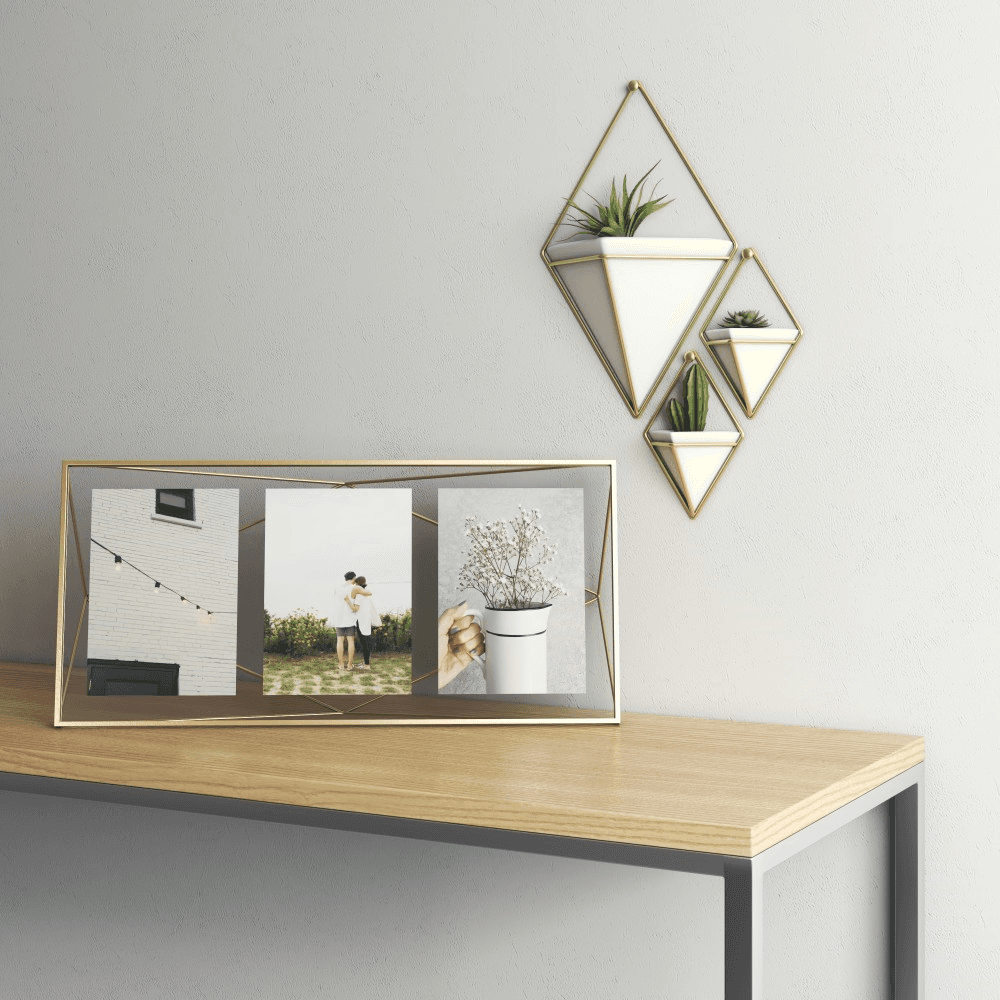 Prisma Photo frame, 48 x 23 x 8cm, Matte Brass