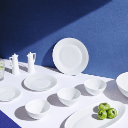 Image showing the Strata Salad plate, 23cm, white product.