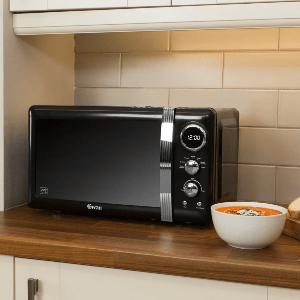 Retro 800W Digital Microwave, Black