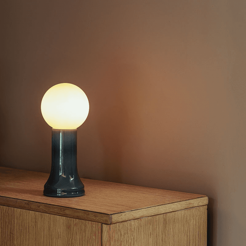 Shore Table Lamp with G95 LED Bulb EU, Smoke Grey