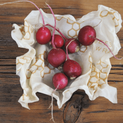 Image showing the Bee's Wrap Print Pack of 3 medium food wraps, 25 x 28cm product.