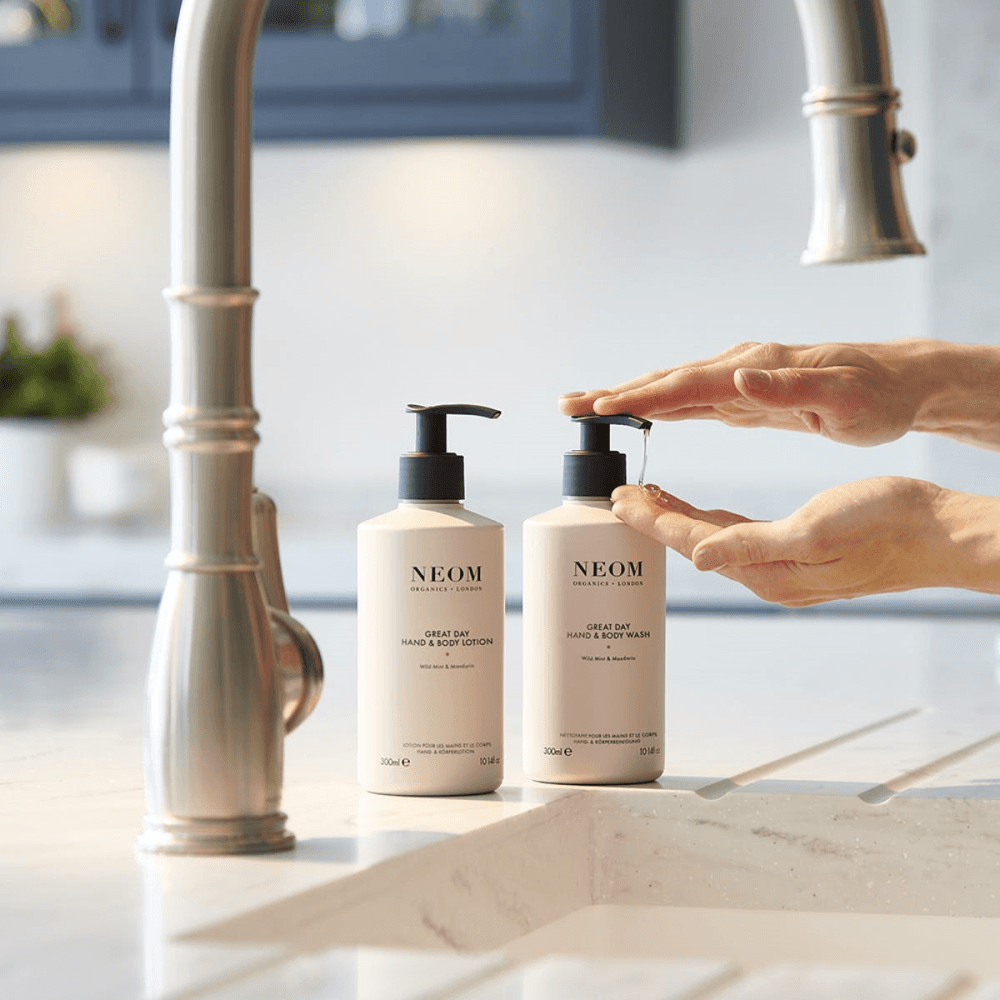 Scent to Make You Happy, Great Day Body & Hand Lotion, 300ml, Pink