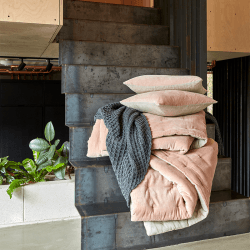 Image showing the Jaipur Throw, 140 x 200cm, Dusky Pink product.