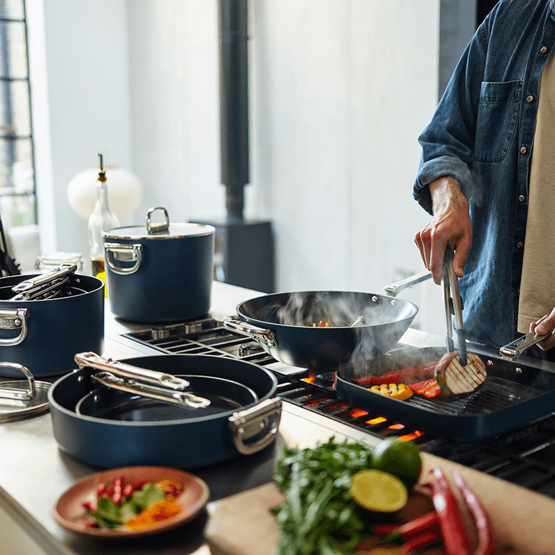 Space Folding Ceramic Non-Stick 3 Piece Saucepan Set, Midnight Blue