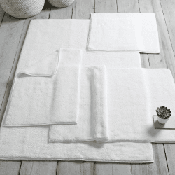 Image showing the Ile de Re Bath mat, 70 x 110cm, White product.