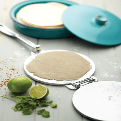 Image showing the Mexican tortilla press, 25 x 20 x 9cm product.