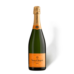 Image showing the Veuve Clicquot Yellow Label Magnum Champagne, 1.5L product.