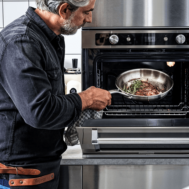 MultiPly Stainless Steel Skillet with Lid, 24cm, Silver
