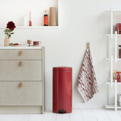 Image showing the New Icon Plastic bucket pedal bin, 30 litre, Passion Red product.