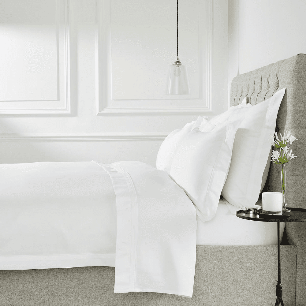 Cavendish Super king size duvet cover, W260 x L220cm, White