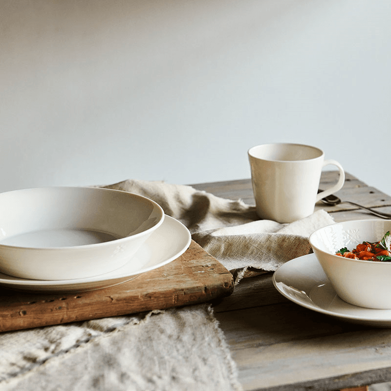 Pure 16 Piece Dinnerware Set, White