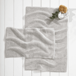 Image showing the Ile de Re Large bath mat, 70 x 110cm, Pearl grey product.
