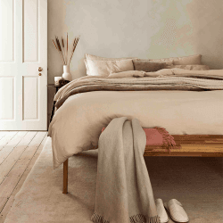 Image showing the Organic Retreat Fitted Sheet, King, Oat product.