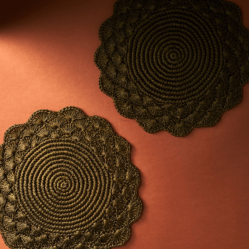 Clara Set of 2 Woven Placemats, D39cm, Forest