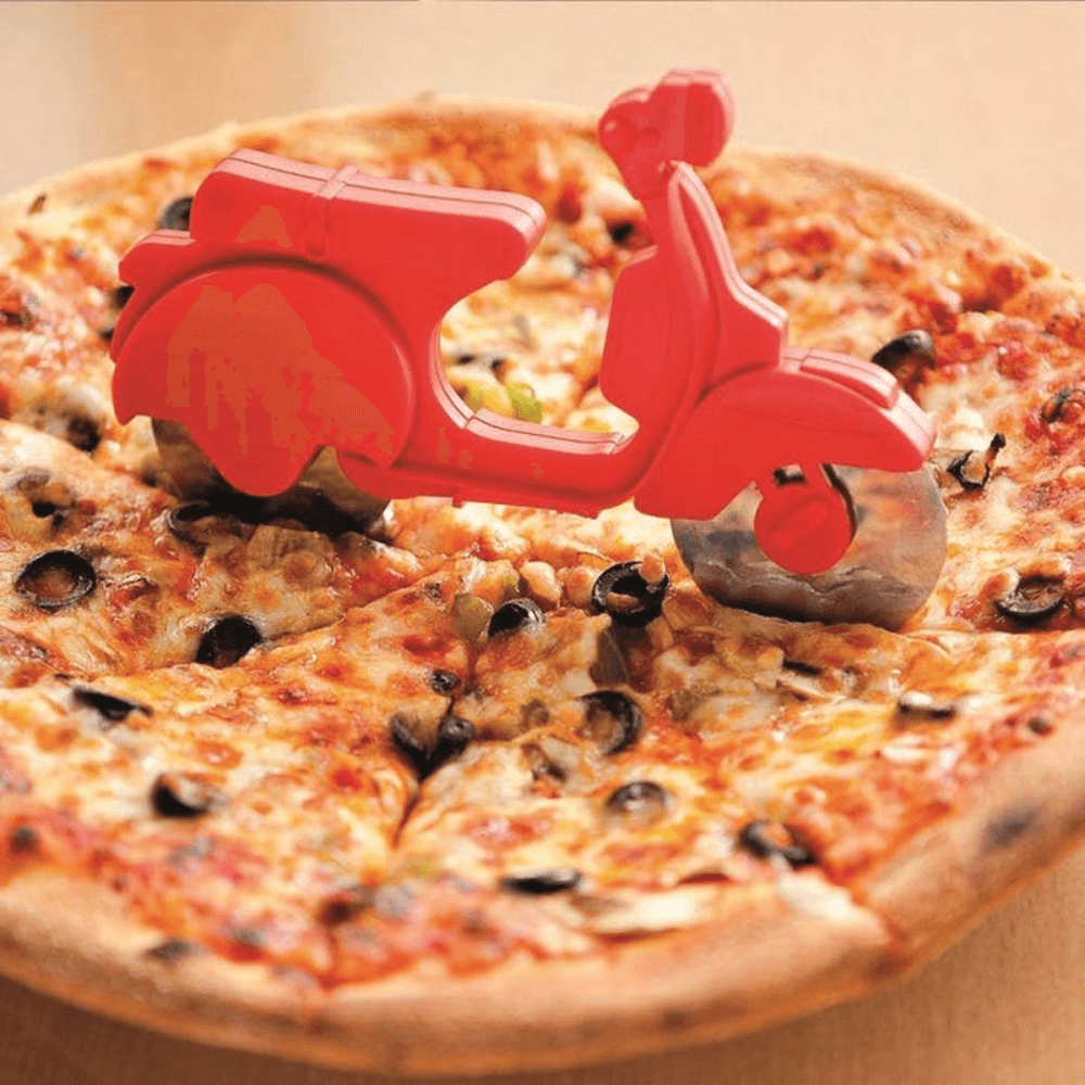 Scooter pizza cutter, 18 x 11cm, Red