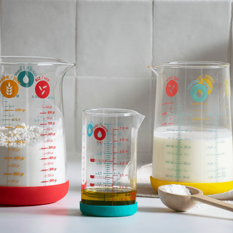Glass Glass Measuring Cup With Silicone Base, 500ml, Yellow