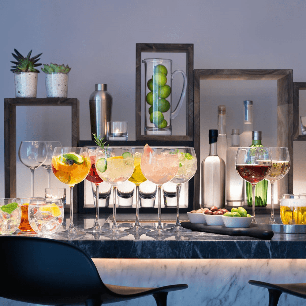 Gin Set of 4 balloon glasses, 680ml, clear