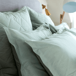 Image showing the Stornoway Chambray Duvet Set, Super King, Green product.