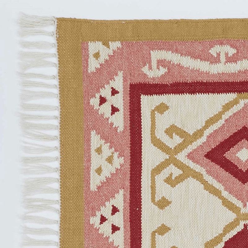 Heraldic Rug, 150 x 90, Gwynevere