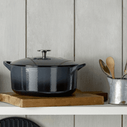 Image showing the Halo Cast Iron Round casserole dish, D24cm, Blak product.